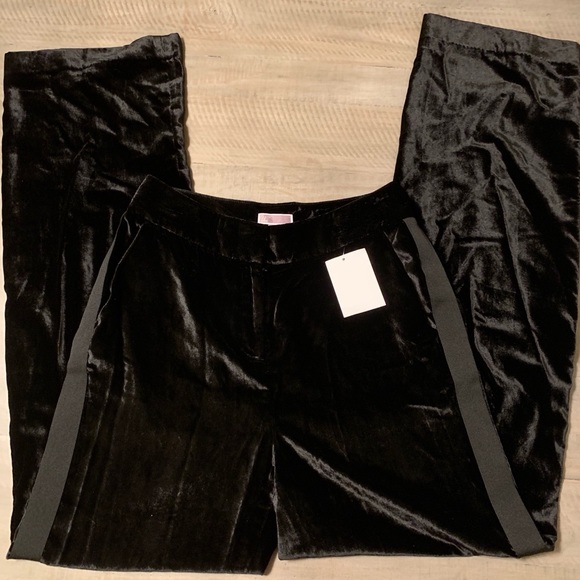 CHELSEA28 Velvet Wide Leg Trousers - Picture 5 of 8